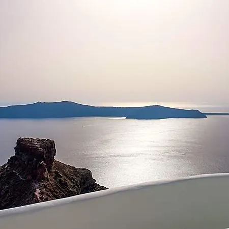 안드로니코스 산토리니 호텔 이메로비글리