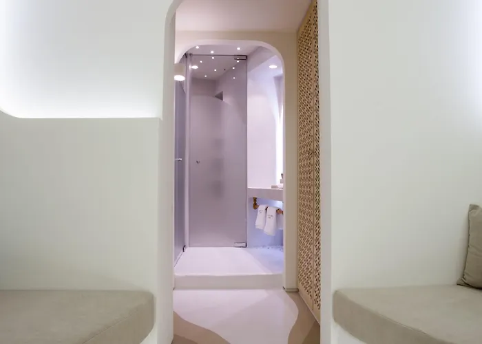 Andronikos Santorini