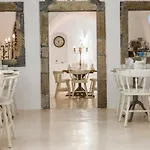 Hotel Andronikos Santorini 4*