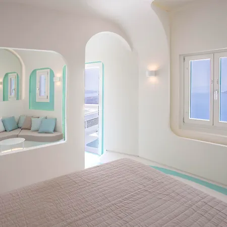 Andronikos Santorini 4*