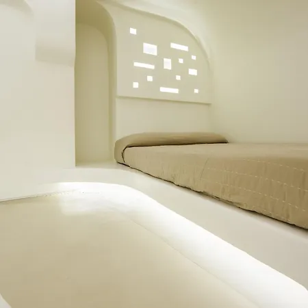 Andronikos Santorini 4*