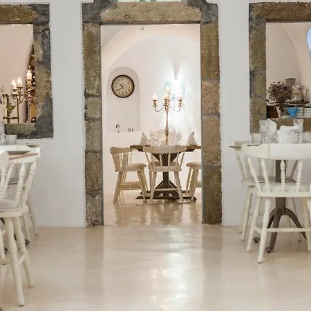 Hotell Andronikos Santorini 4*