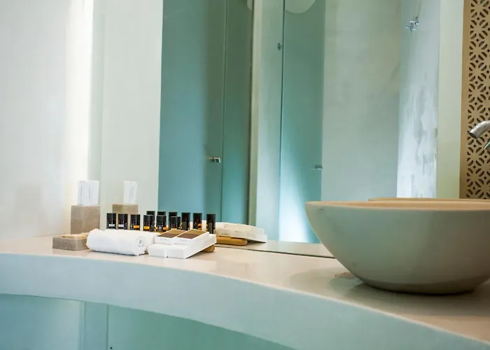 Andronikos Santorini 4*