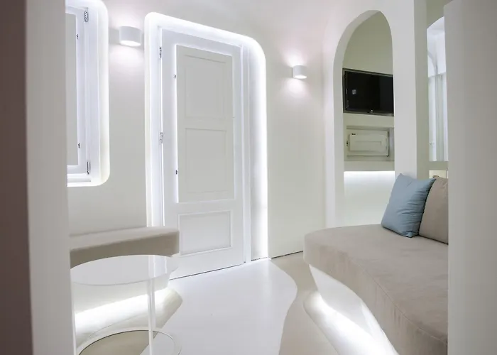 Andronikos Santorini 4*