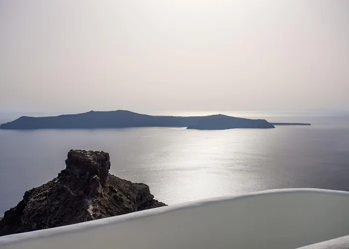 Andronikos Santorini Hotel 4*