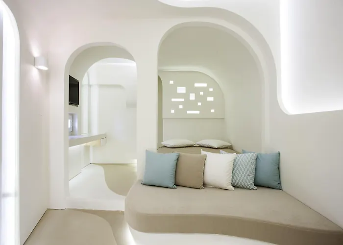 Andronikos Santorini